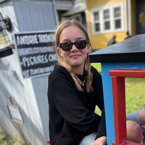 Meet your Posher, Elin